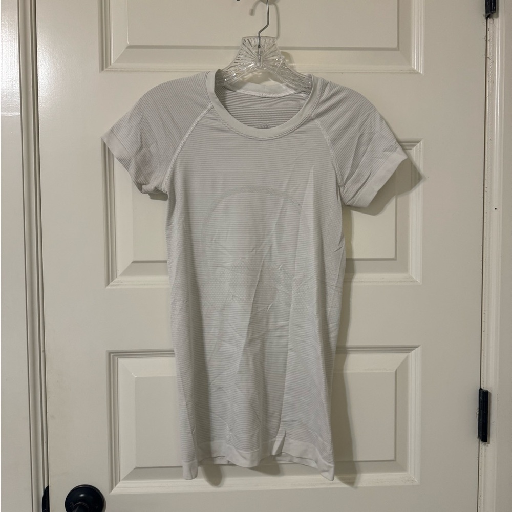 Lululemon Swiftly Tech - image 1